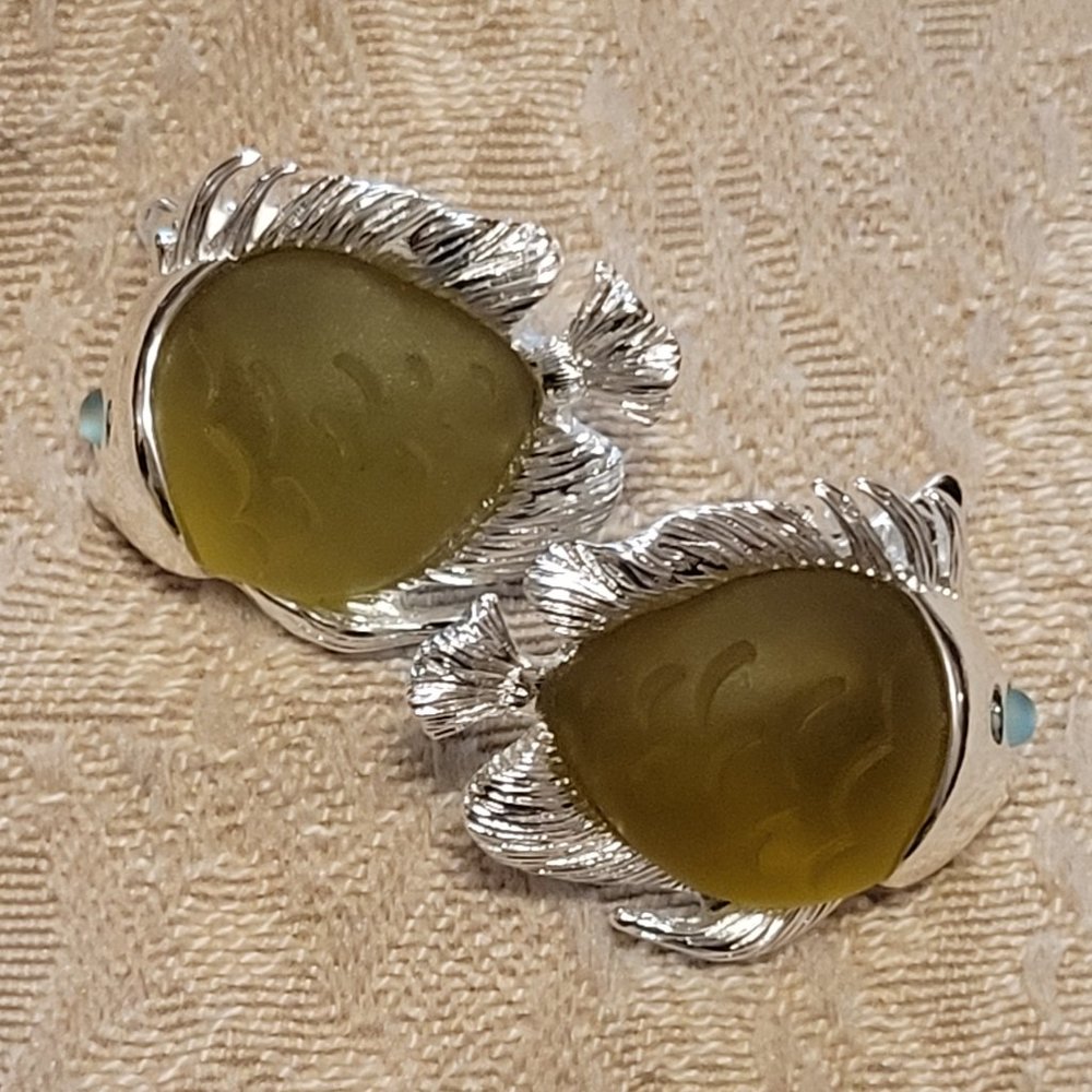 TRIFARI Lucite JELLY BELLY FISH Earrings 1997 VINTAGE SIGNED